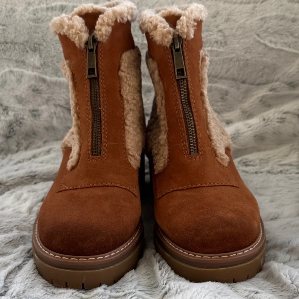 Naturalizer “Jett” Tan Shearling Ankle Boots size 9 1/2 NWOT - Picture 2 of 8